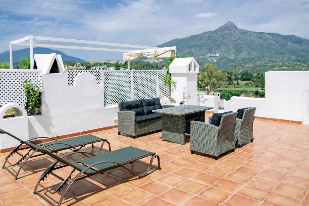 Сasa de vacaciones Captivating Coastal Townhouse In Aloha Pueblo With Amazing Mountain Views *