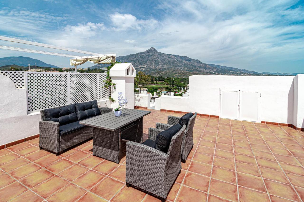 Captivating Coastal Townhouse In Aloha Pueblo With Amazing Mountain Views Сasa de vacaciones *