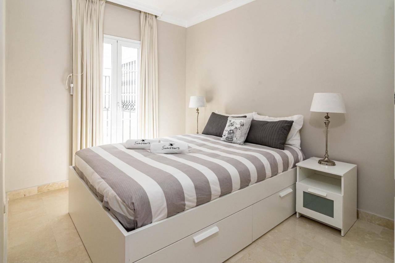 Сasa de vacaciones Captivating Coastal Townhouse In Aloha Pueblo With Amazing Mountain Views Marbella